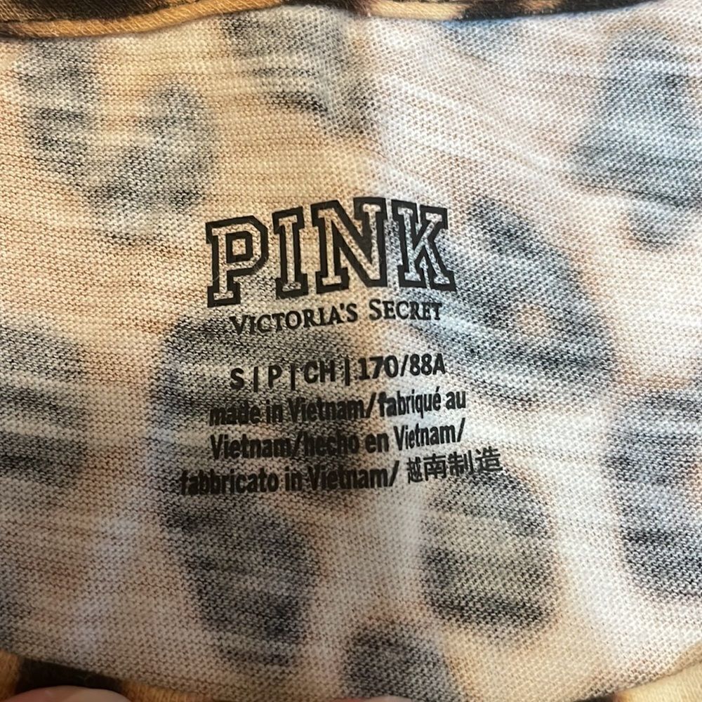 NEW! VS Pink Tee, leopard, Small - Picture 3 of 4